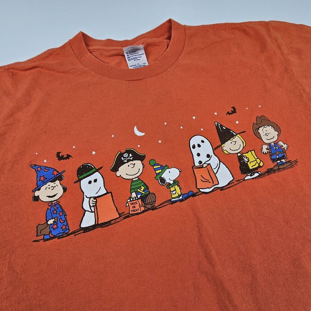 Peanuts Snoopy Halloween T Shirt Mens Large Orange Charlie Brown Costume Graphic